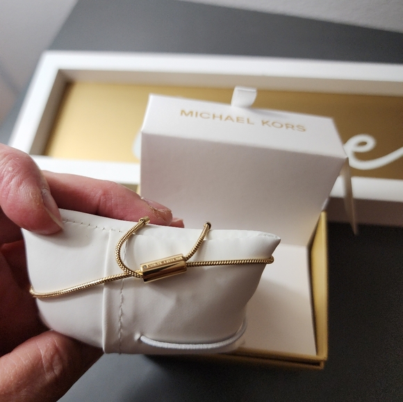 Michael Kors Bracelet - Picture 2 of 2